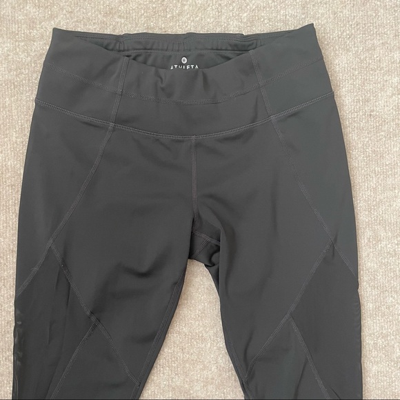 Athleta Crop Leggings Womens Small Black Mesh Panels Capri Yoga Pants - Picture 2 of 11